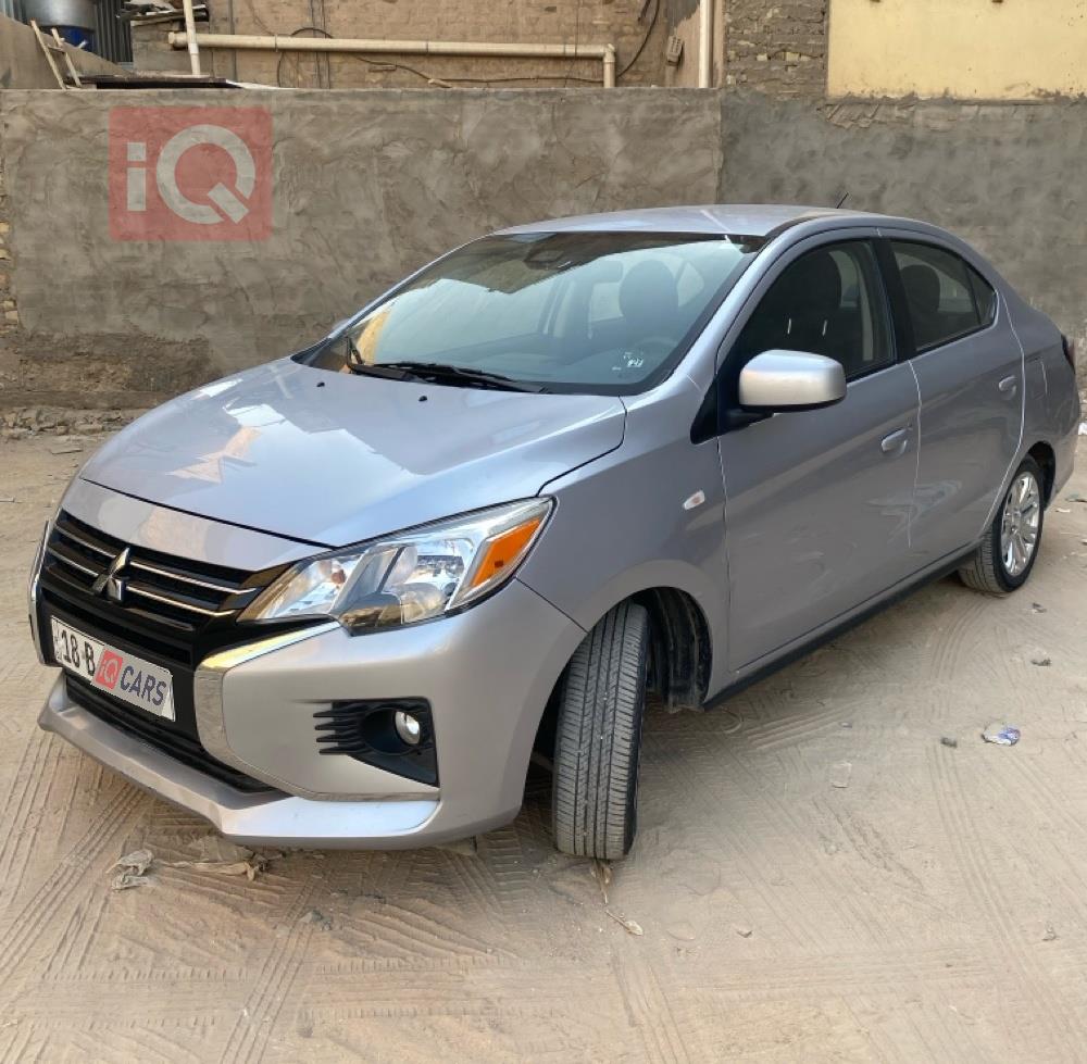 Mitsubishi Mirage G4